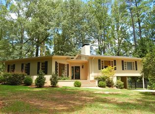 661 Brook Cir, Griffin, GA 30224