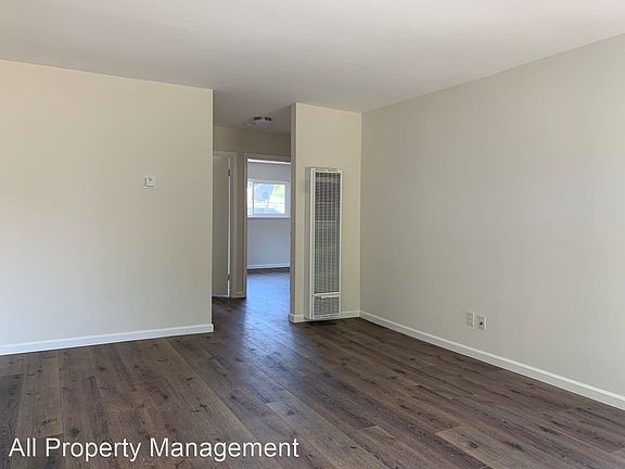 3rd image of 731 Bradford Way #A