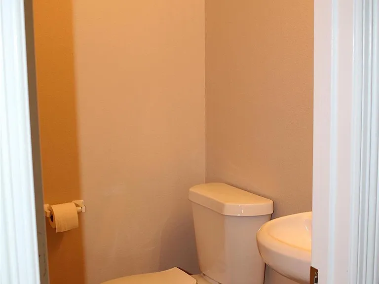 919 Sterling Creek Cir — Photo 8