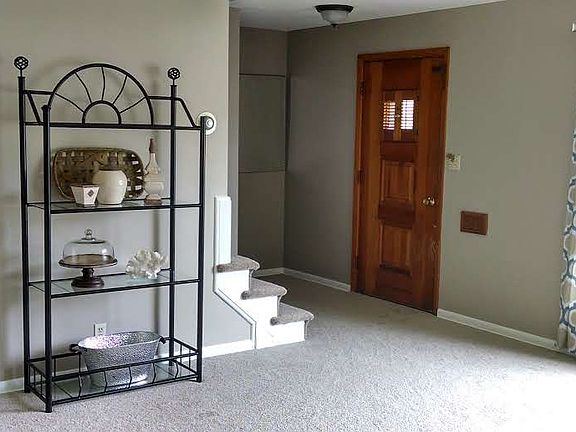 3rd image of 7152 W Parkview Dr