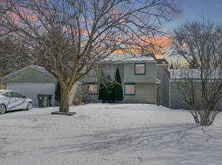 305 N Thompson Rd, Sun Prairie, WI 53590