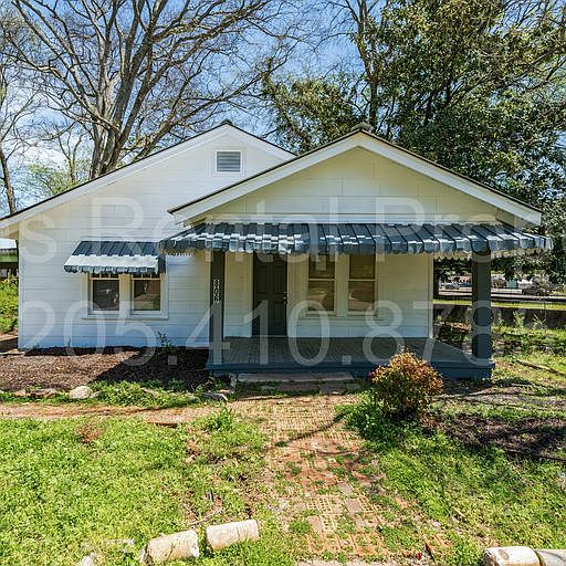 1st image of 806 Magnolia Dr NW