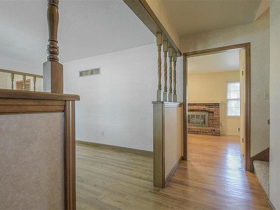 2nd image of 7155 Sterling Ave