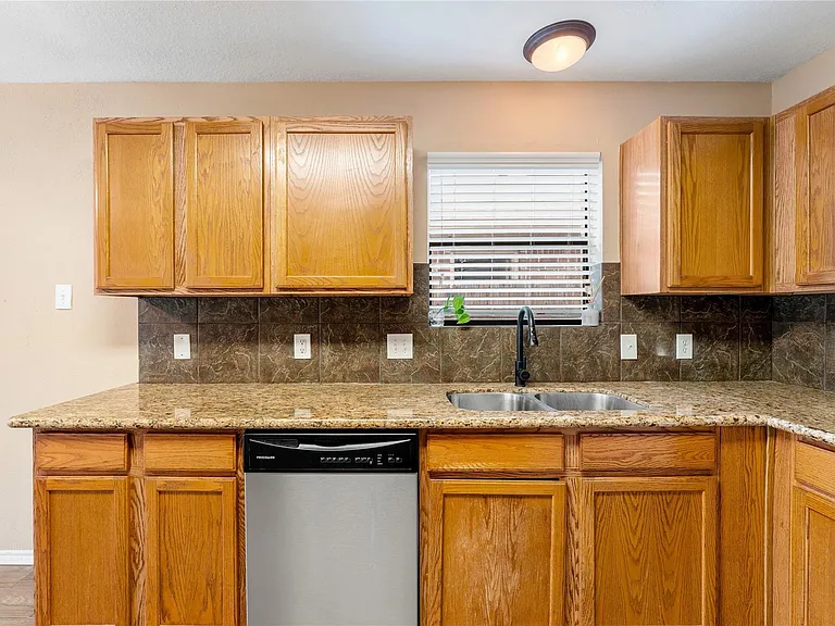 5622 Village Park Dr — Photo 12