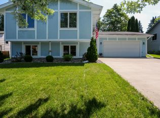 4842 Shevlin Ct, Eagan, MN 55122