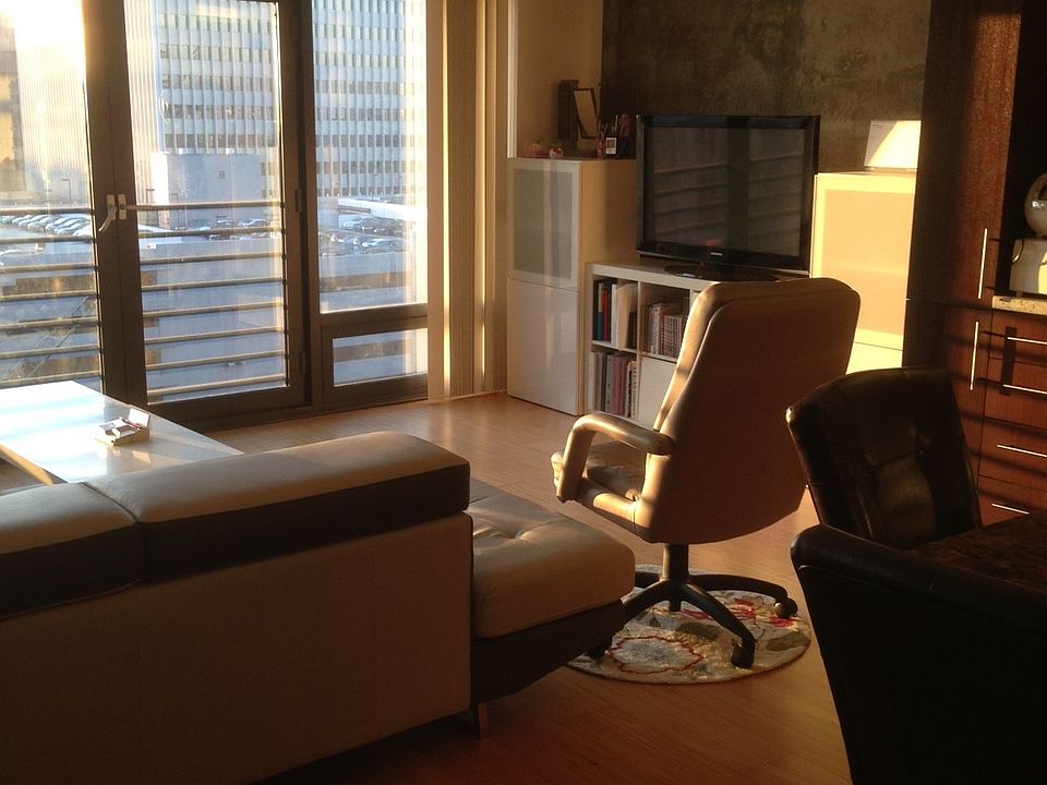1st image of 1111 S Grand Ave #9th