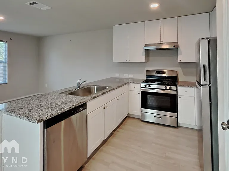 4220 Thalweg Way — Photo 5
