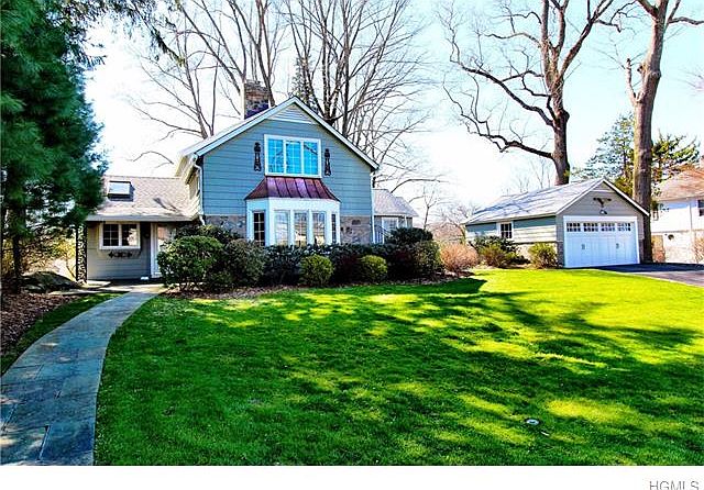 1st image of 182 Fairview Ave