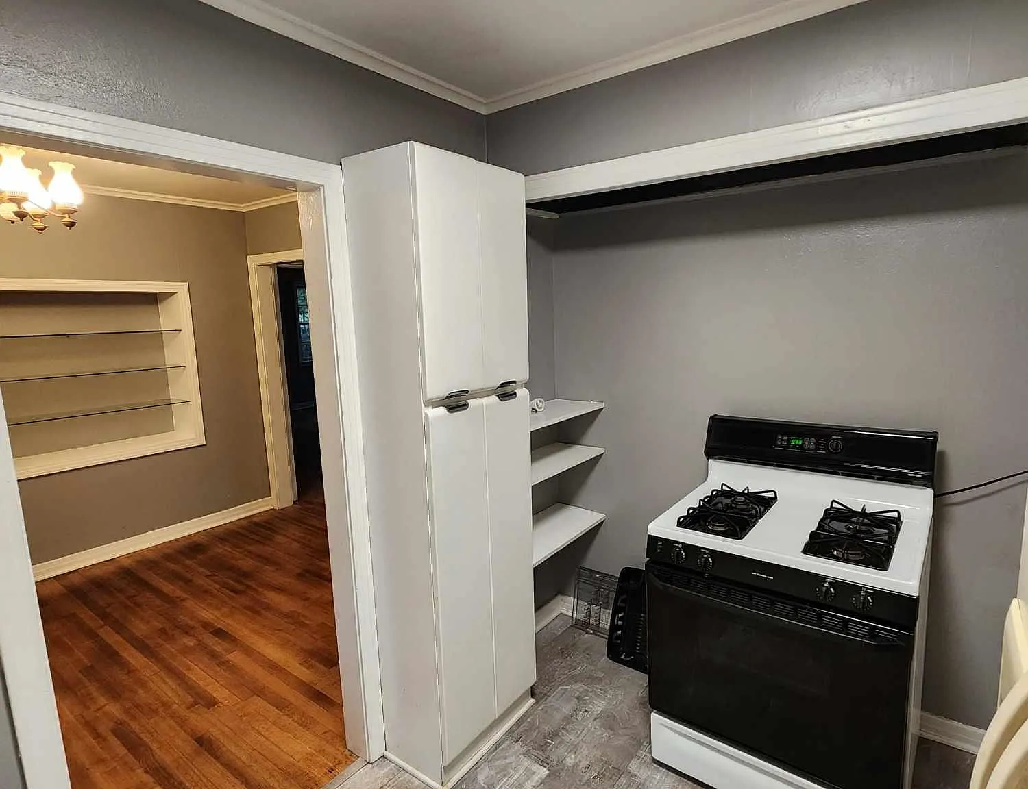 2 bed, 1434 sqft, $1,100 — Photo 3