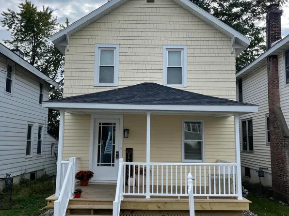 8 Hudson Ct. Court, Watervliet, NY 12189