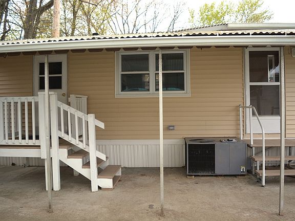 3rd image of 189 Springfield Rd Trlr 13