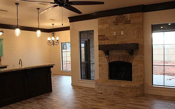 3rd image of 9 NW Bella Vista Ct