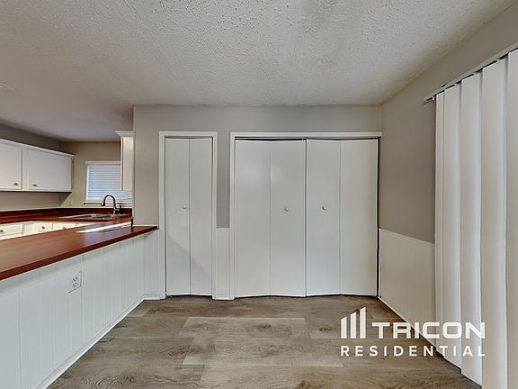 4th image of 8223 Sunshine Trail Dr