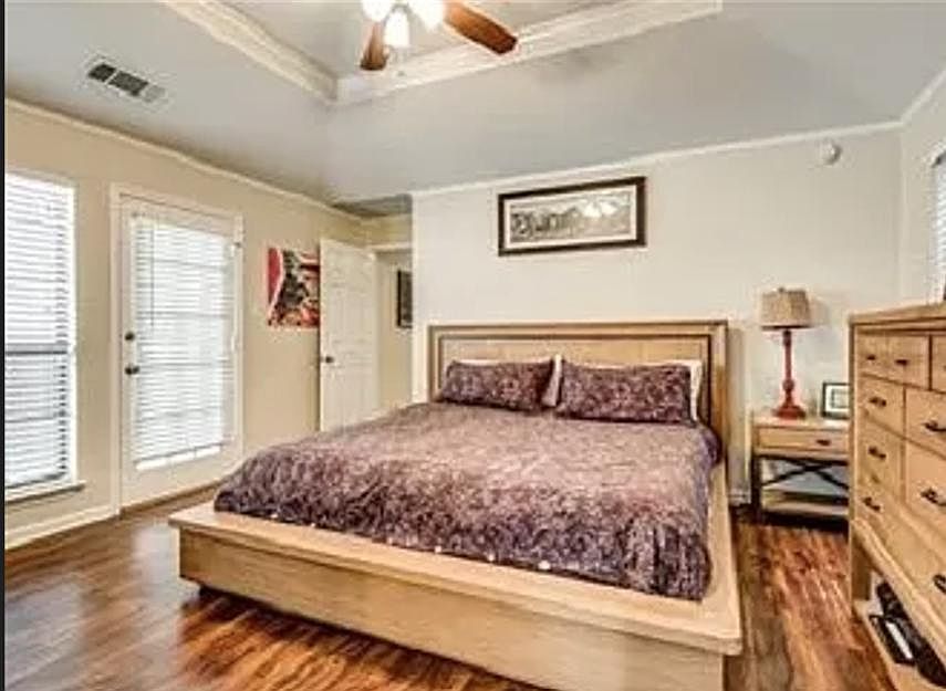 1st image of 801 Leslie Ln