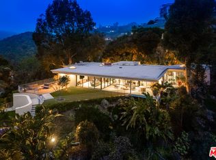 10556 Fontenelle Way, Los Angeles, CA 90077