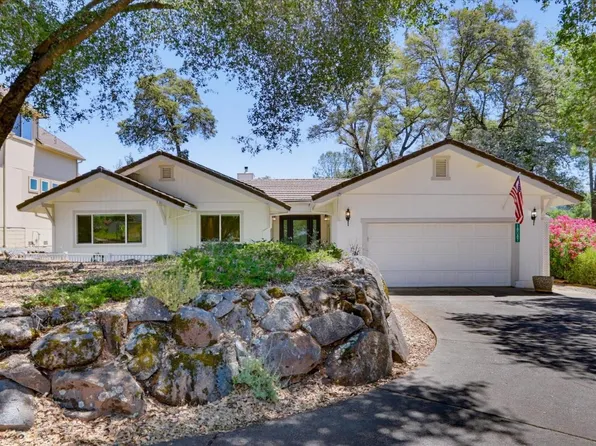 18087 Jayhawk Dr, Penn Valley, CA 95946
