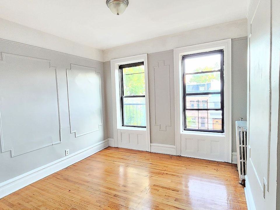 1st image of 869 Saint Johns Pl #4D