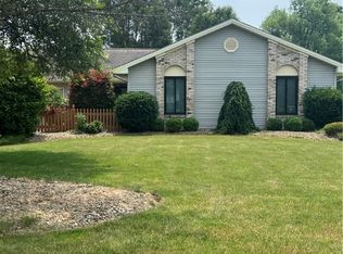 649 Cathyann Dr, Youngstown, OH