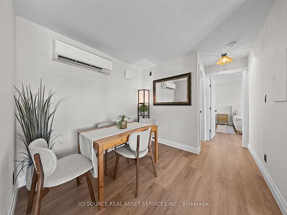 4th image of 48 Wilson St W #3