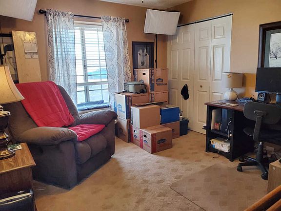 5th image of 15733 Indian Falls Ave