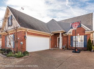 4439 Evelyn Ln, Southaven, MS 38672