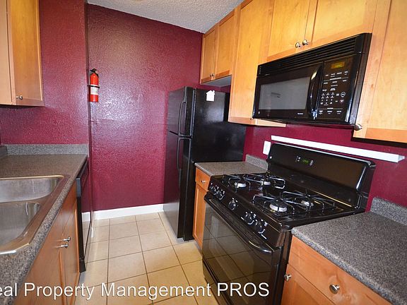 3rd image of 75 S Reynolds St APT 101