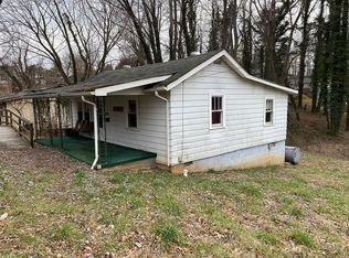 747 Virginia Rd, Marion, NC 28752