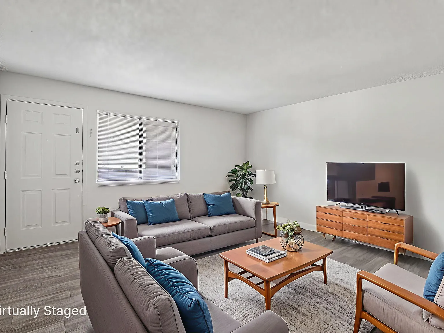 Pacific Palms Apartment Homes — Photo 2