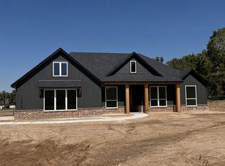 1098 Colt Rd, Springtown, TX 76082