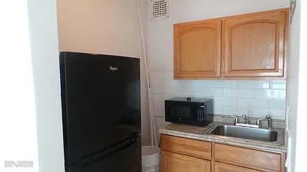 Rented by SLR REAL ESTATE