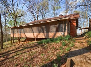 210 Clubhouse Ln, Hawesville, KY 42348