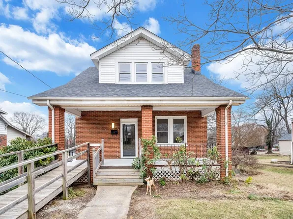 215 Huntington Blvd NE, Roanoke, VA 24012