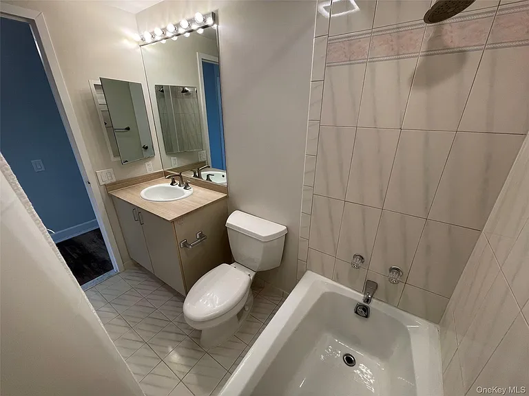 50 E Hartsdale Ave #2H — Photo 14