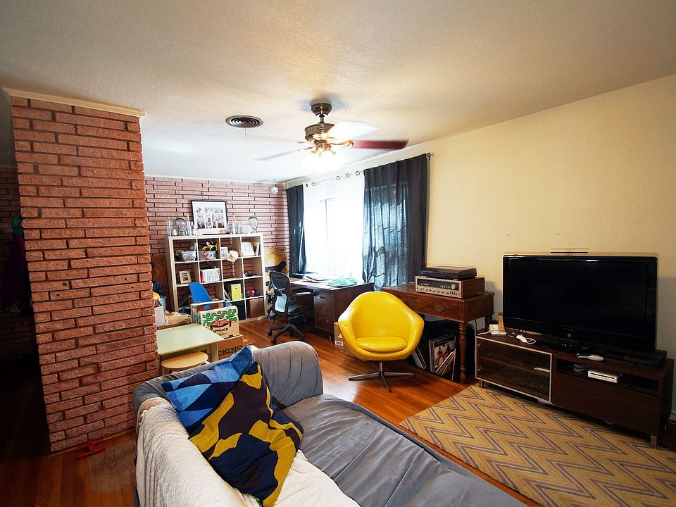 2nd image of 1311 Northridge Dr