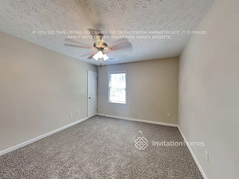 1902 Pond Ridge Ct — Photo 16