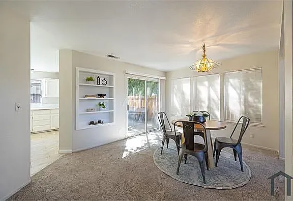 8940 Redwater Dr — Photo 15