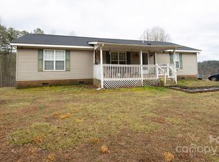 913 Sebastian Rd, North Wilkesboro, NC 28659