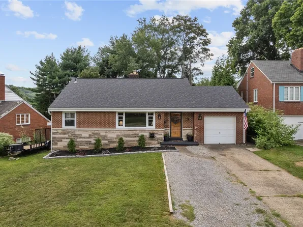 1036 Edgewood Rd, New Kensington, PA 15068