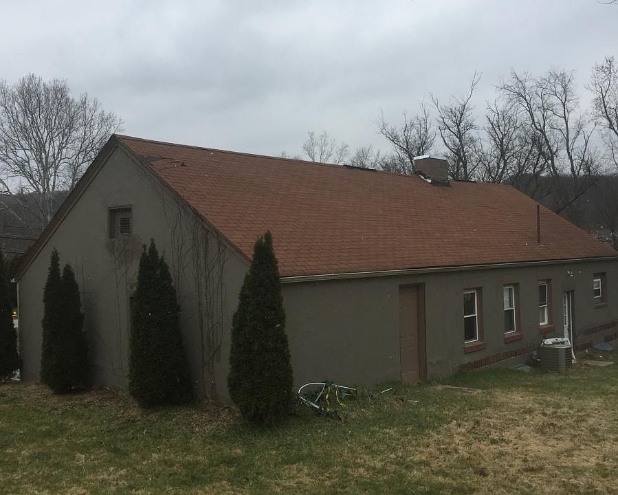 2nd image of 2650 Longview Rd