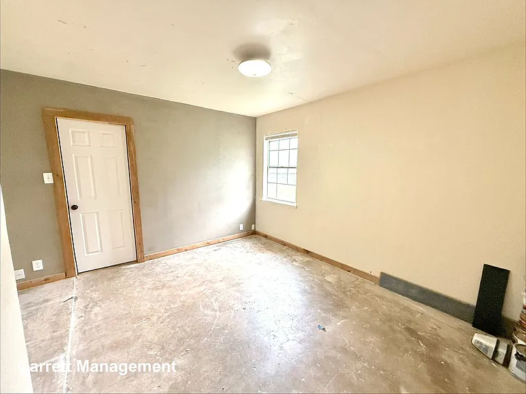 106 N Fairview St — Photo 10