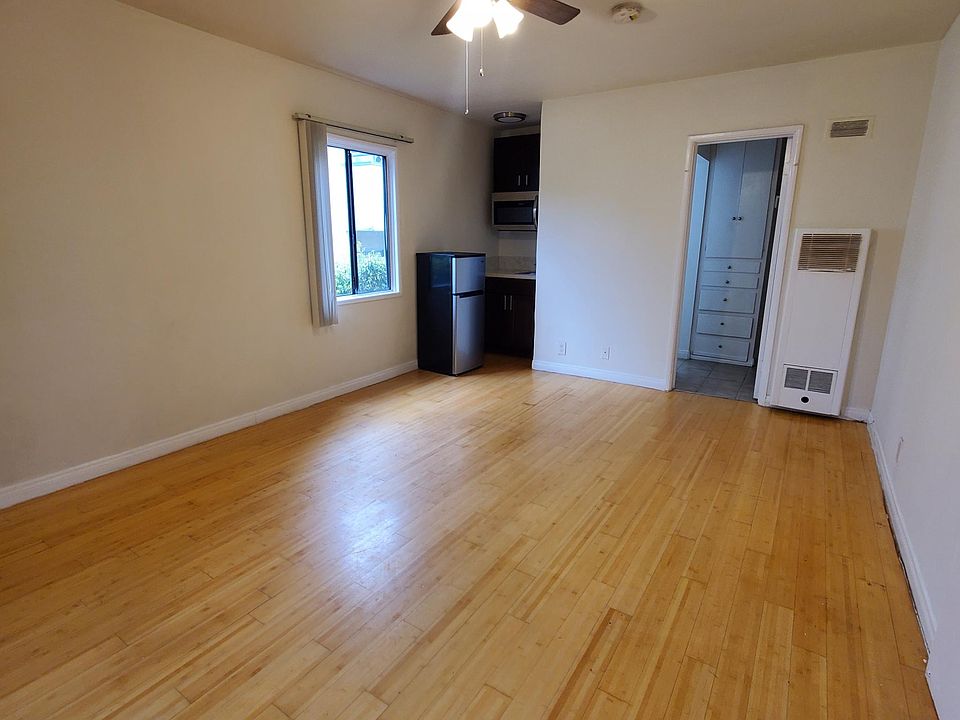 1st image of 2613 S Sepulveda Blvd #6A