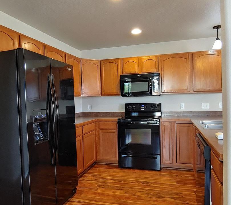 1st image of 3760B England Blvd