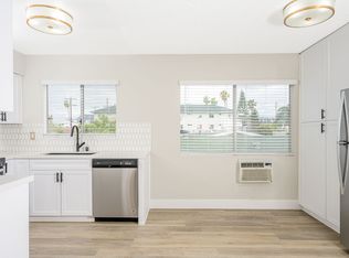 535 Hobart, Los Angeles, CA 90004