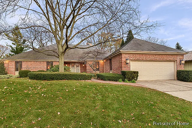1S783 Tree Tops Ln photo 1
