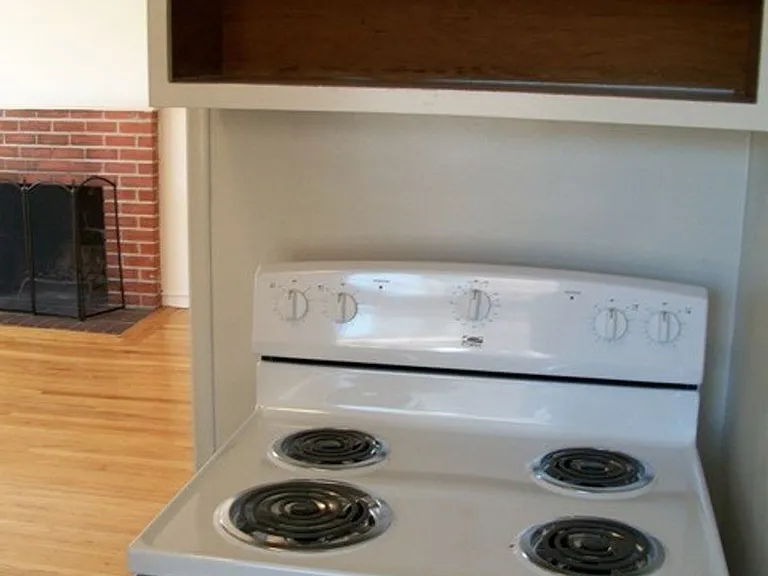 2415-2423 Ellsworth St #2301 — Photo 4
