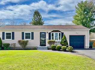 76 Lamphere Rd, Mystic, CT 06355