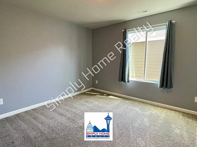 5021 Andrew St SE — Photo 21