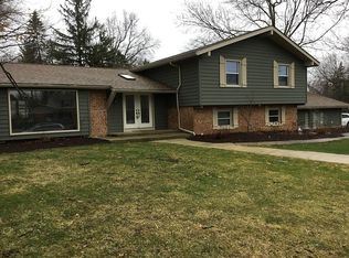 2011 Bayou Dr, West Bloomfield, MI