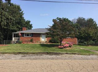 4073 Circle Dr, Allison Park, PA 15101