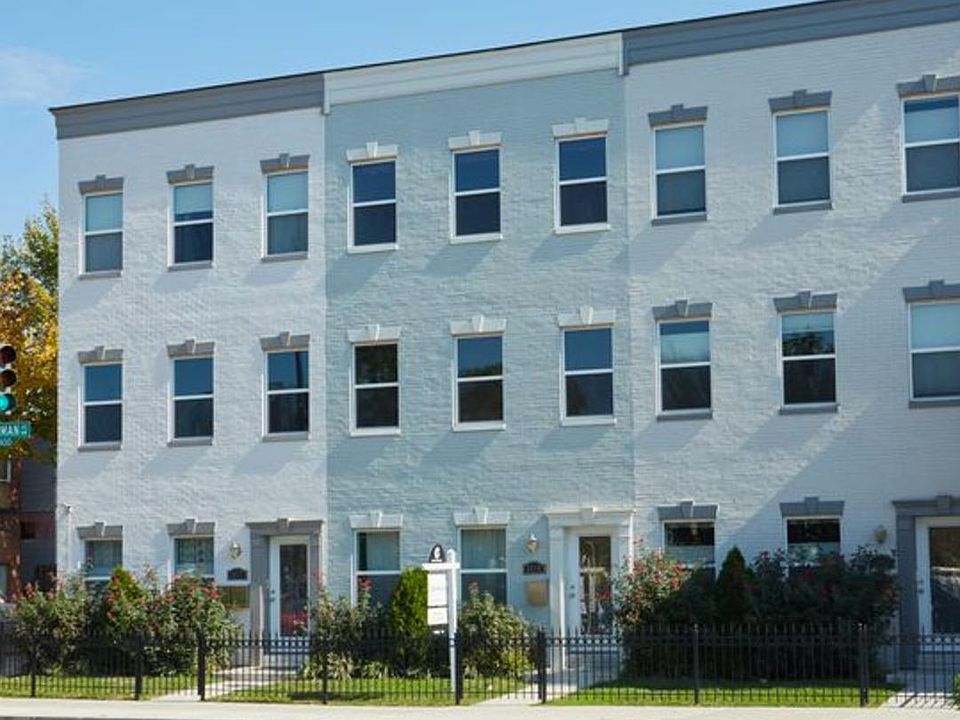 town house condo